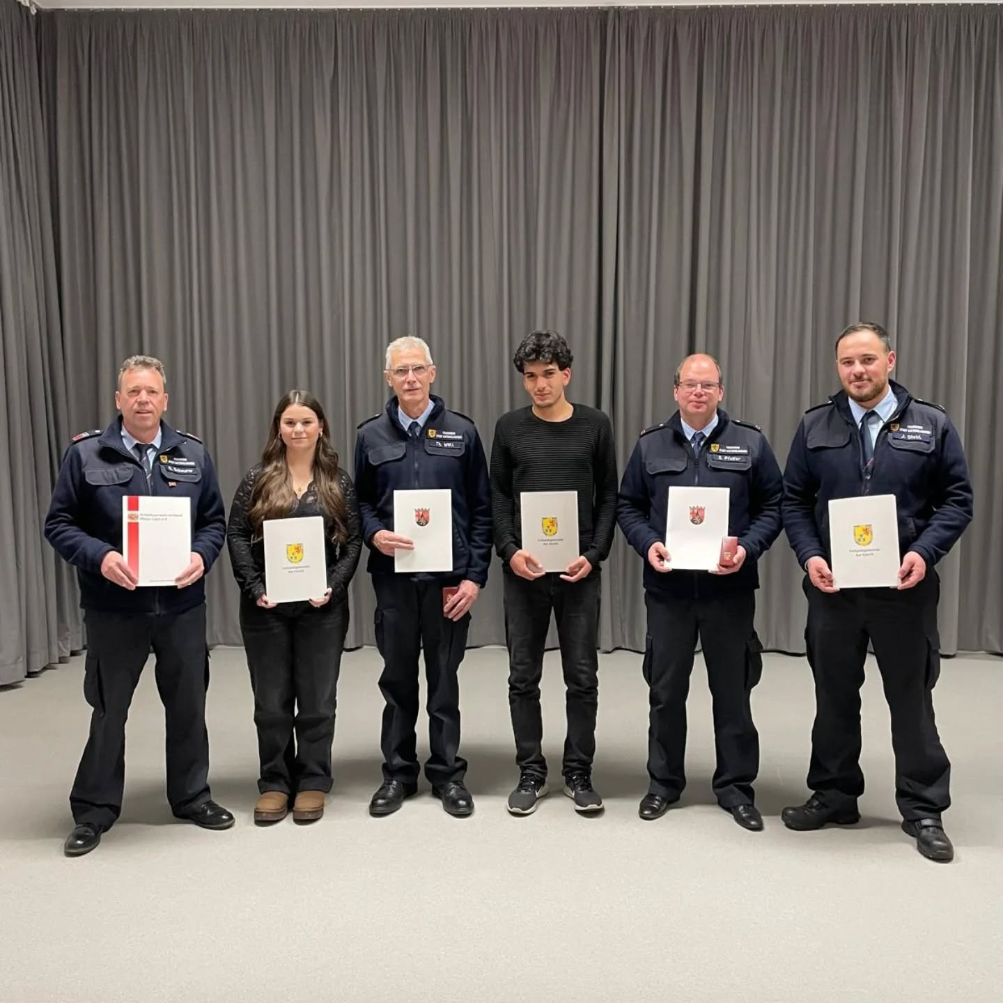 Verpflichtung, Beförderung und Ehrungen